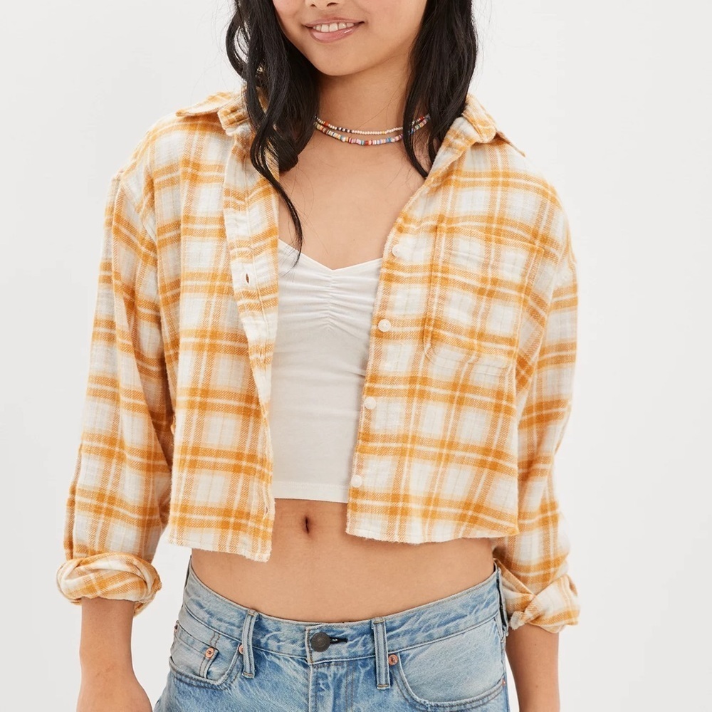 American Eagle Cropped Flannel Plaid Button Down Long Sleeve Cotton Yellow Cream